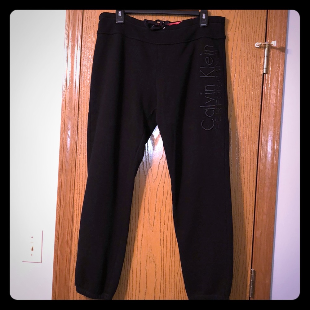 Calvin Klein Crop Sweatpants
